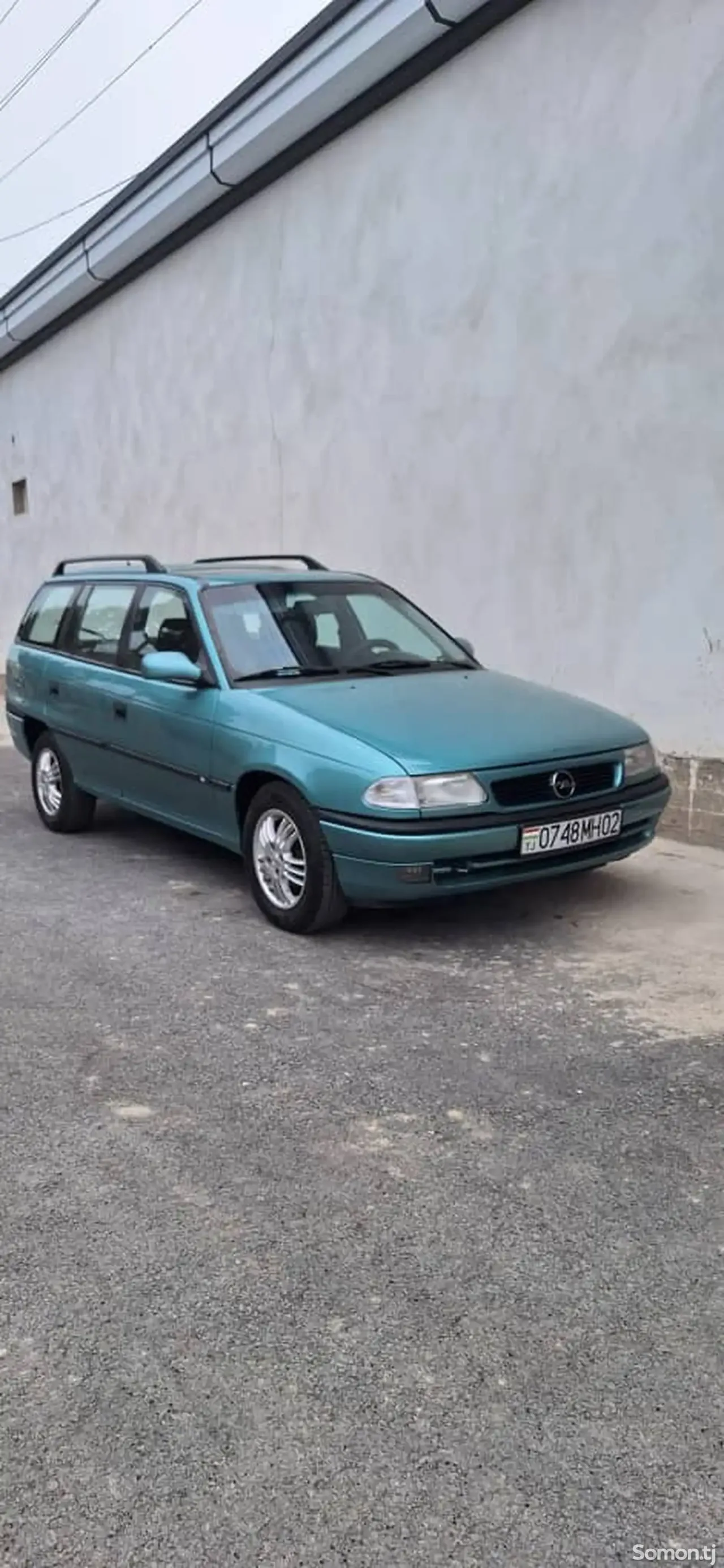Opel Astra F 1996 · 1.6 MT