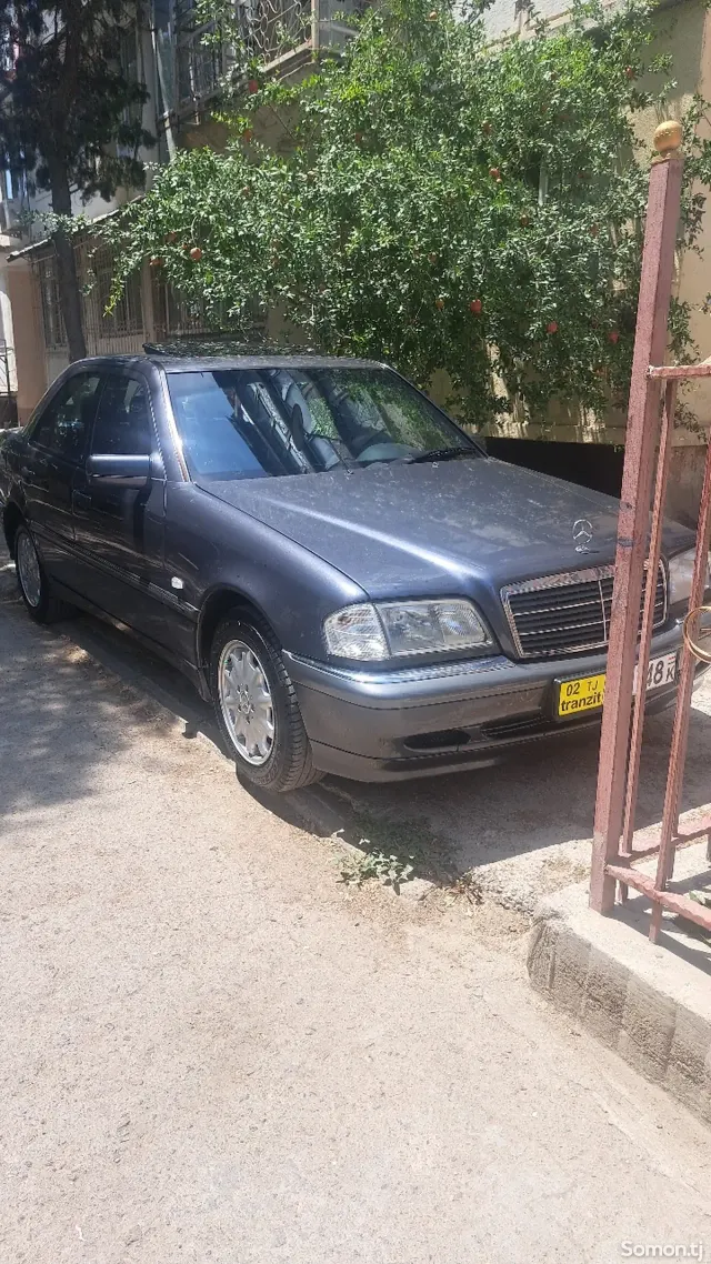 Mercedes-Benz C class 2000 · 1.8 AT