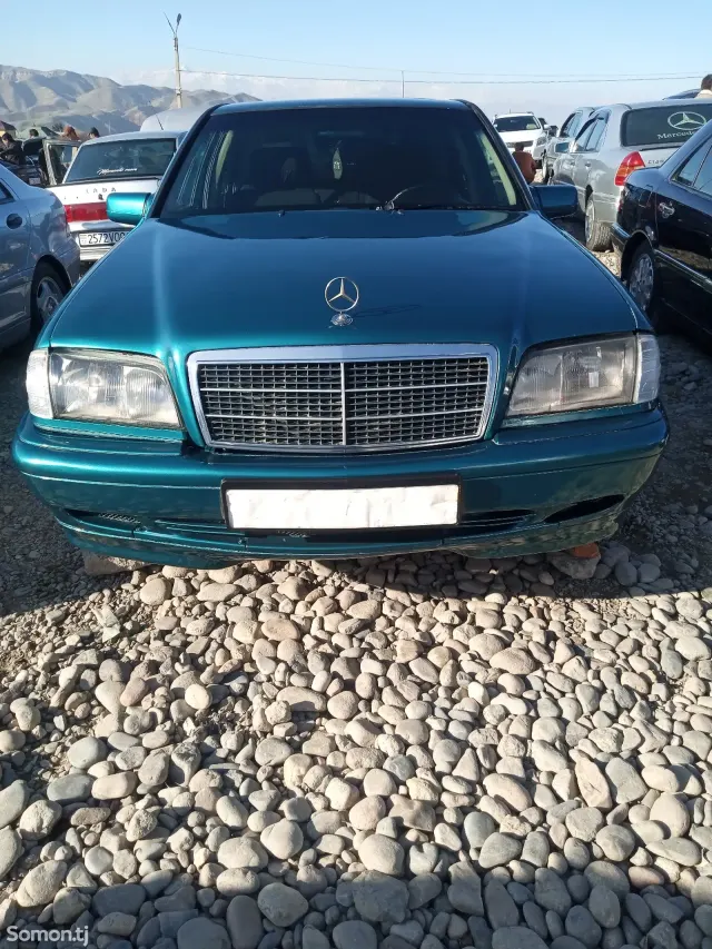 Mercedes-Benz C class 1997 · 1.8 MT