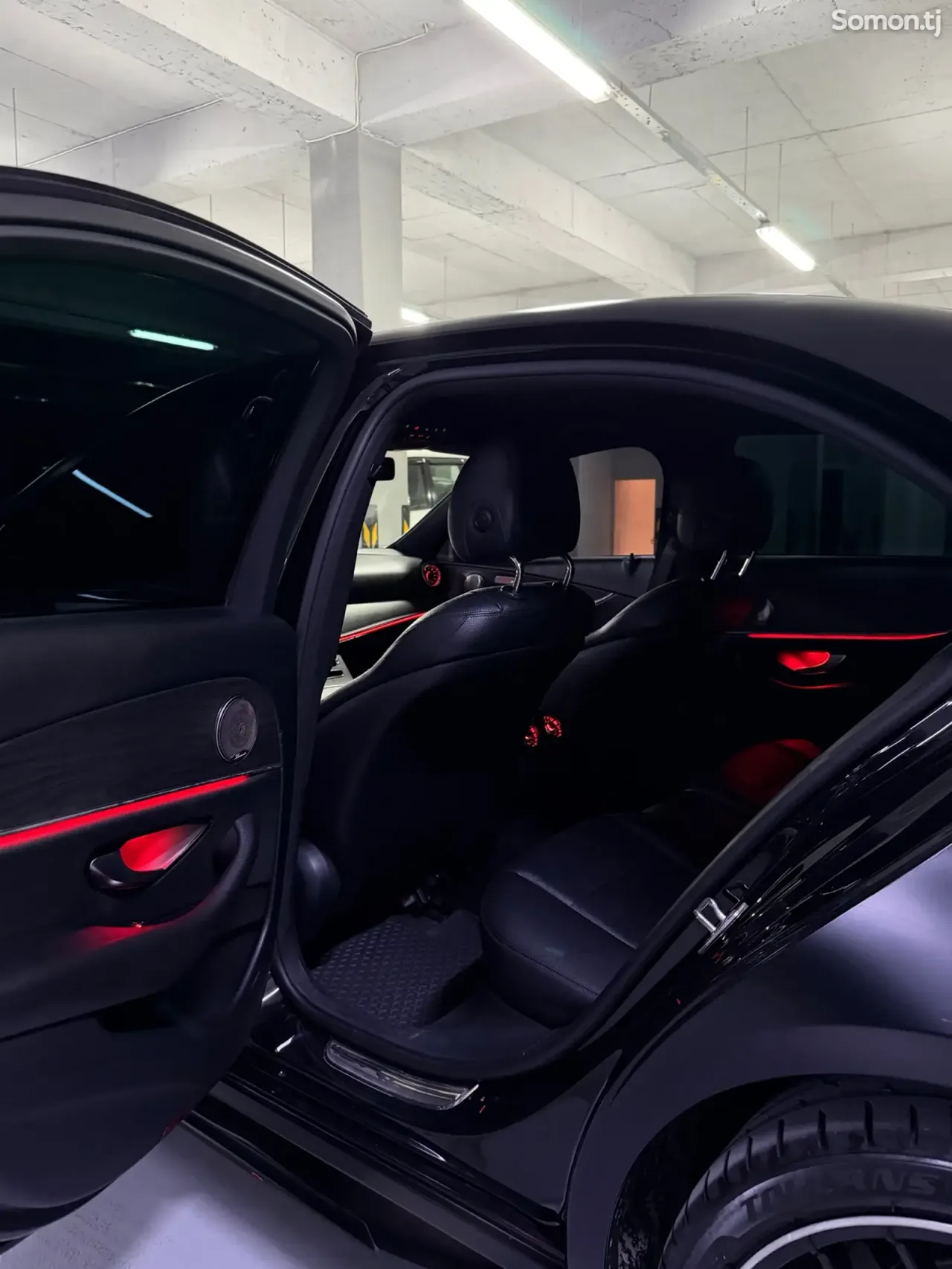 Mercedes-Benz E class 2016 · 2.0 AT