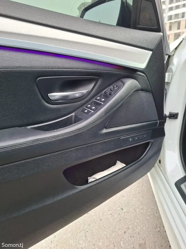 BMW M5 2014 · 3.0 AT
