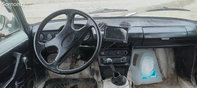Lada (ВАЗ) 2101 1981 · 1.6 MT