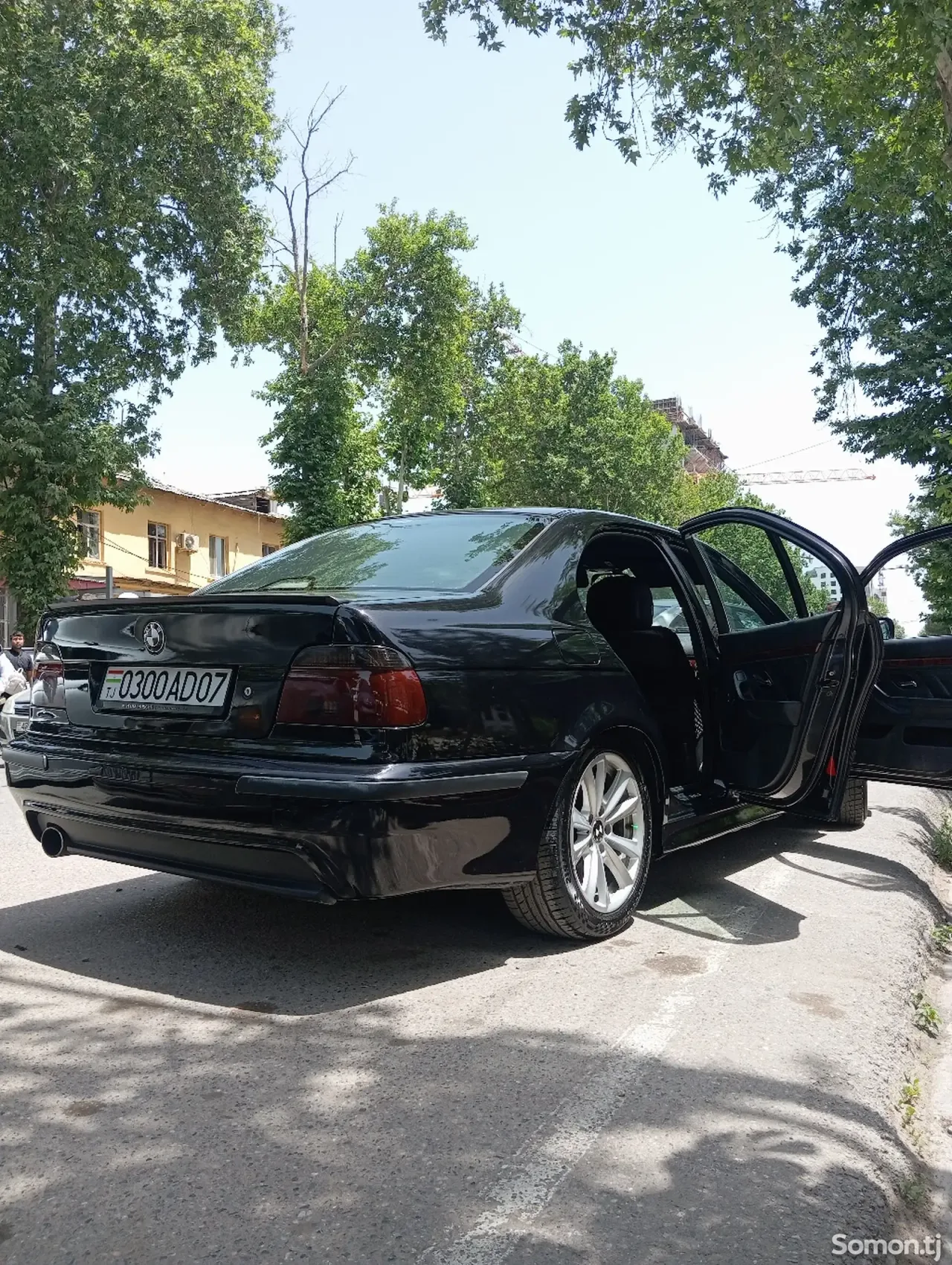 BMW 5 series 1997 · 2.5 AT