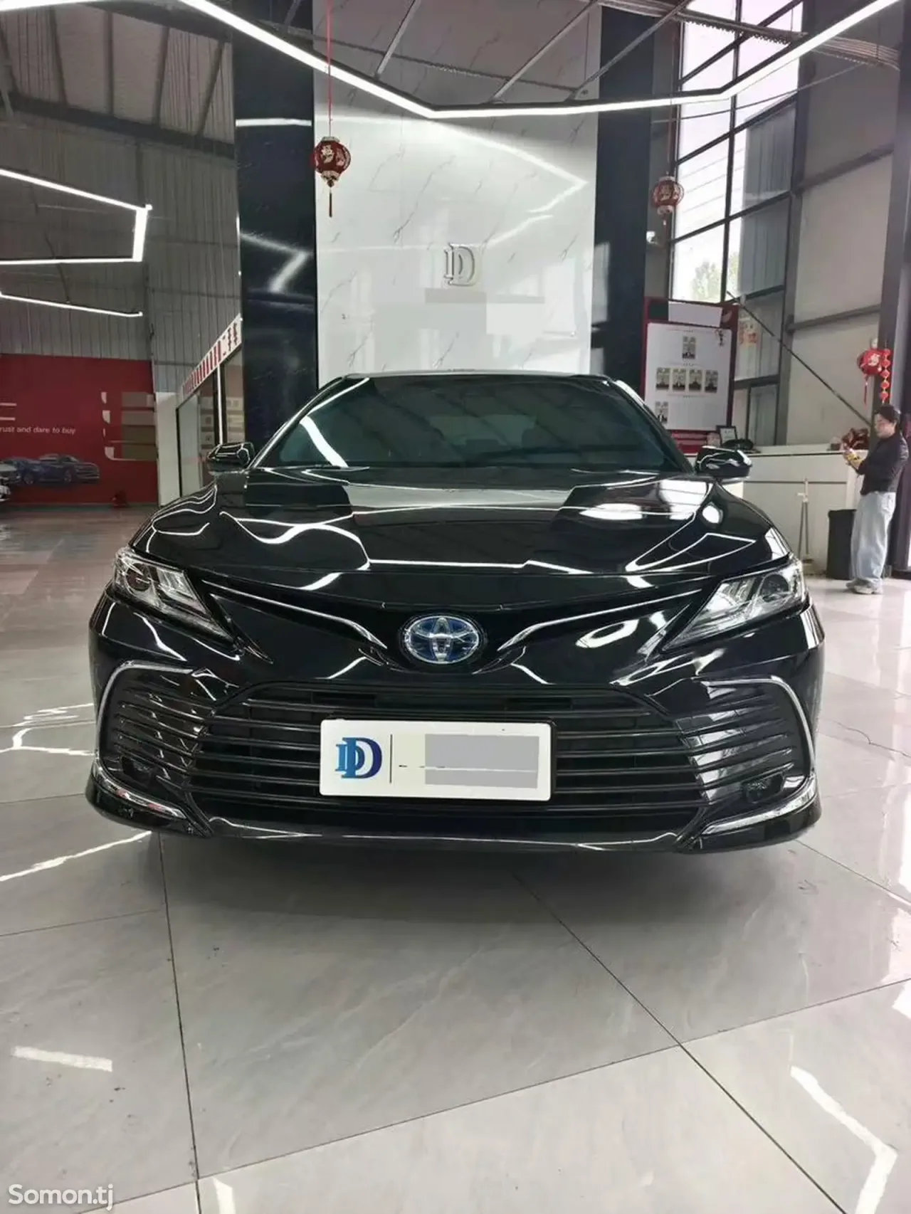 Toyota Camry 2023 · 2.5 AT