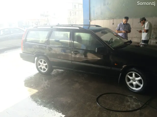 Volvo 850 1998 · 2.4 AT