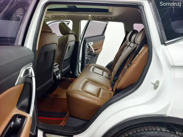 Geely Galaxy М9 2016 · 1.8 AT
