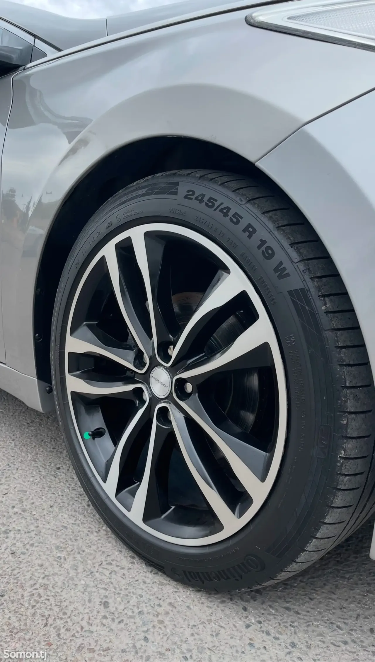Hyundai Grandeur 2011 · 2.4 AT