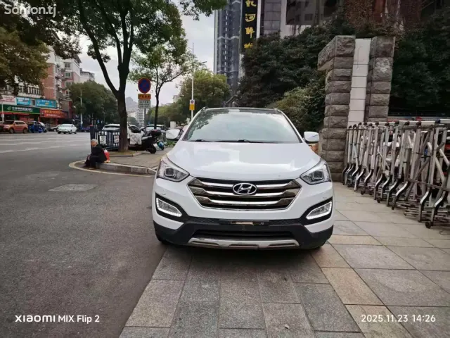Hyundai Santa Fe 2014 · 2.4 AT