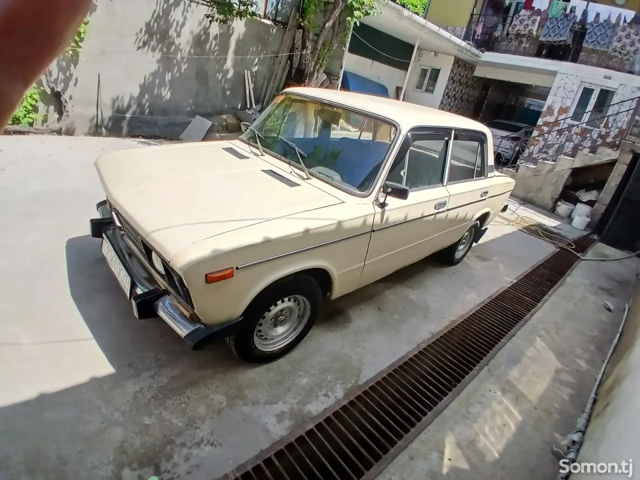 Lada (ВАЗ) 2106 1988 · 1.6 MT