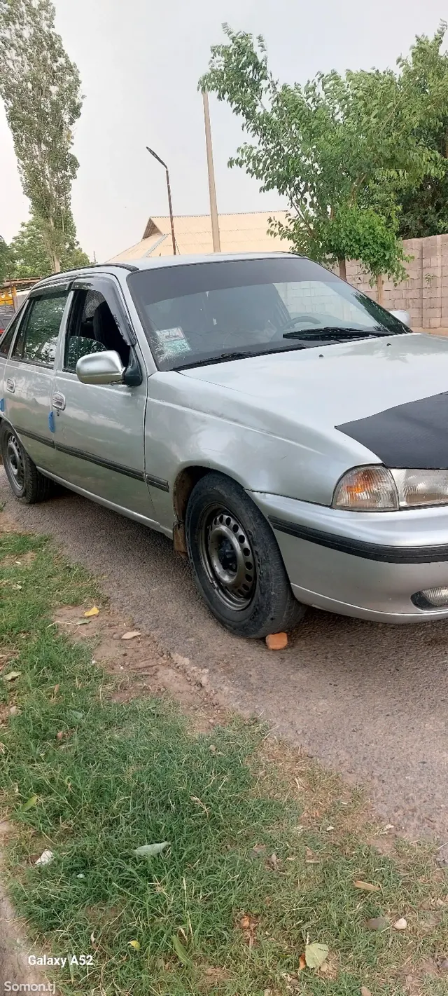 Daewoo Nexia 1996 · 1.6 MT
