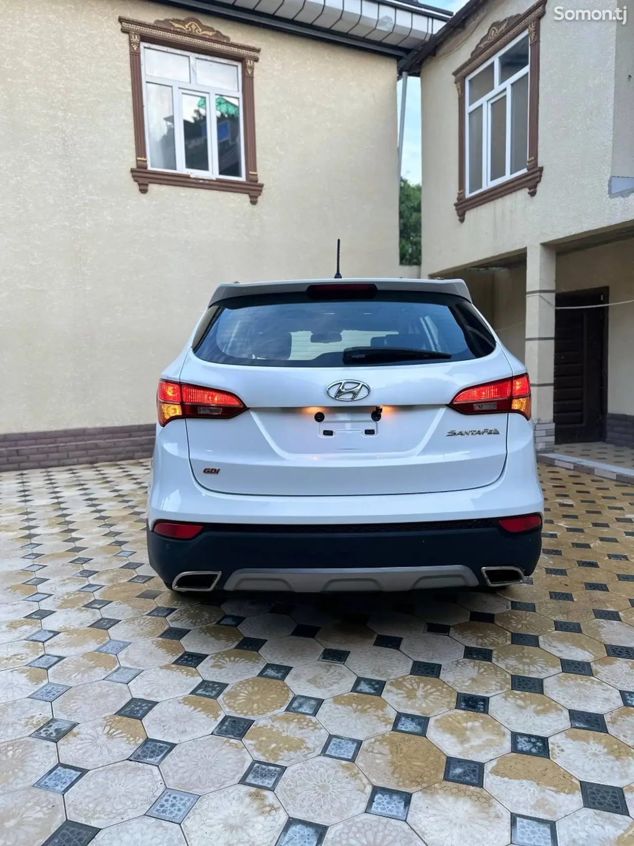 Hyundai Santa Fe 2015 · 2.4 AT