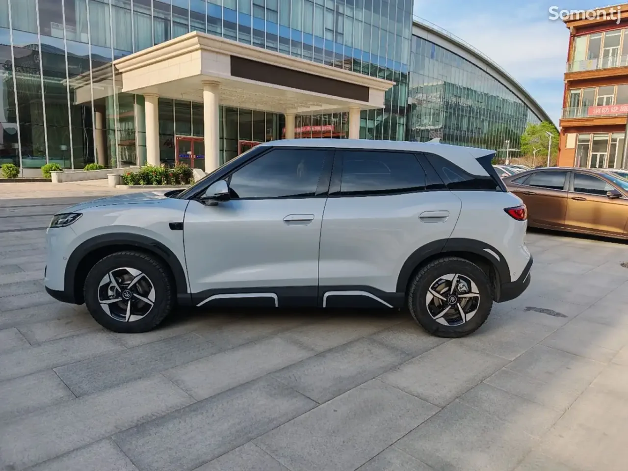BYD Yuan Up 2025 · AT
