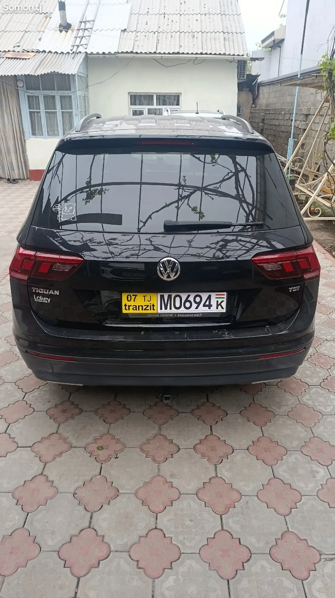 Volkswagen Tiguan 2018 · 2.0 AT