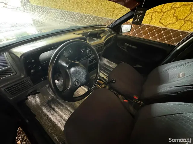 Daewoo Nexia 1996 · 1.6 MT