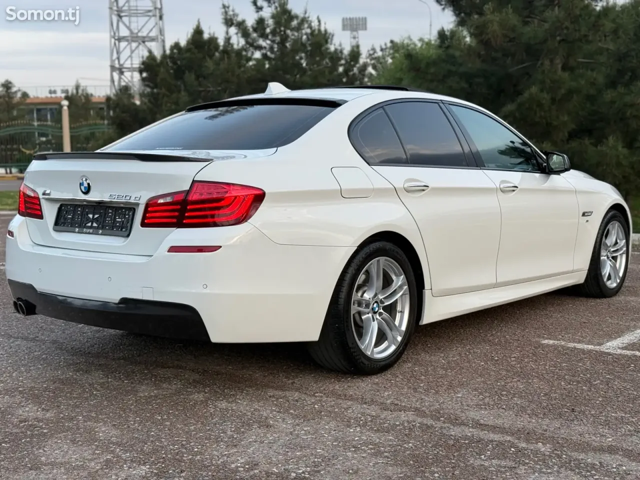 BMW 5 series 2013 · 2.0 AT