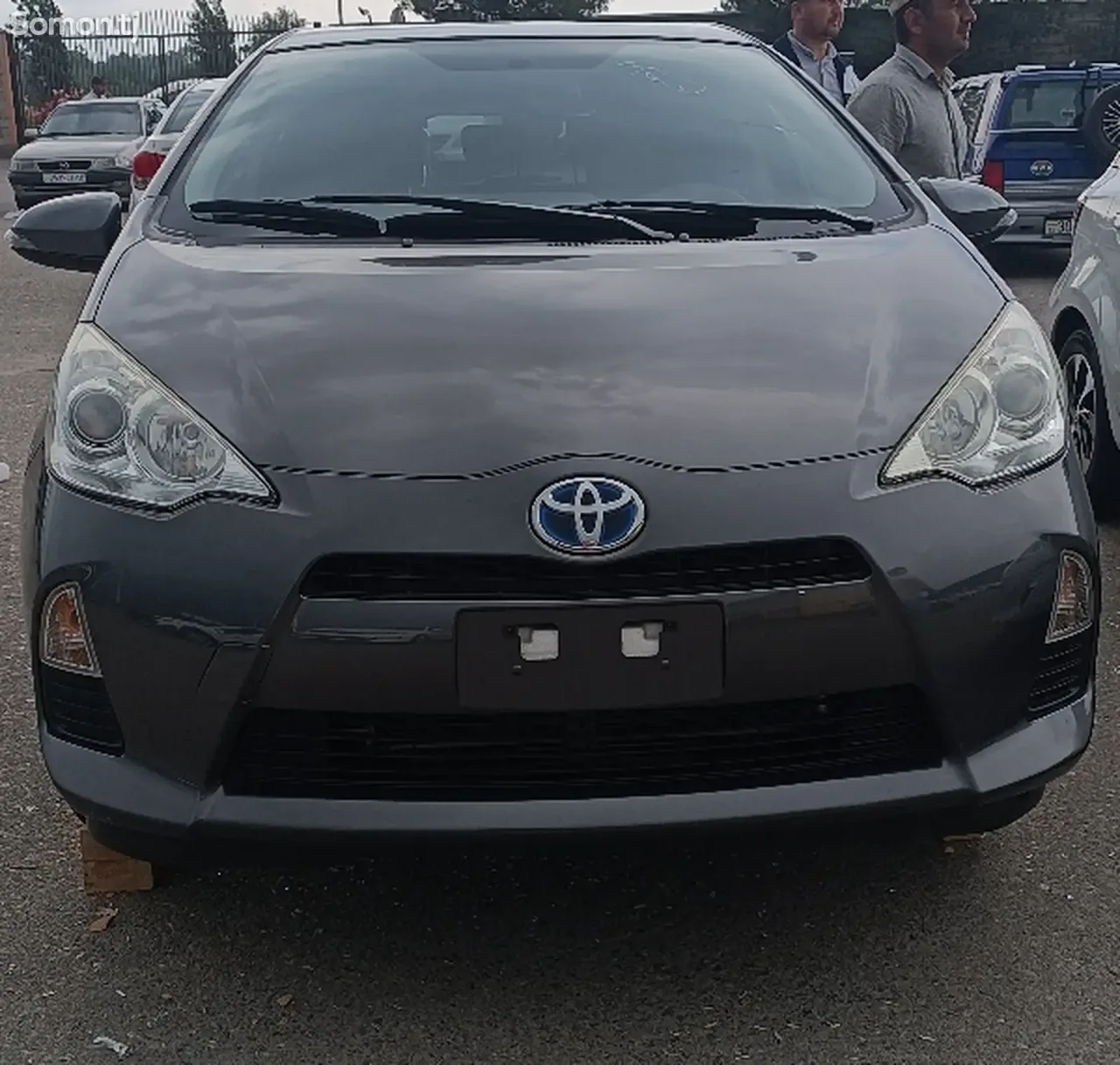 Toyota Aqua 2014 · 1.5 AT
