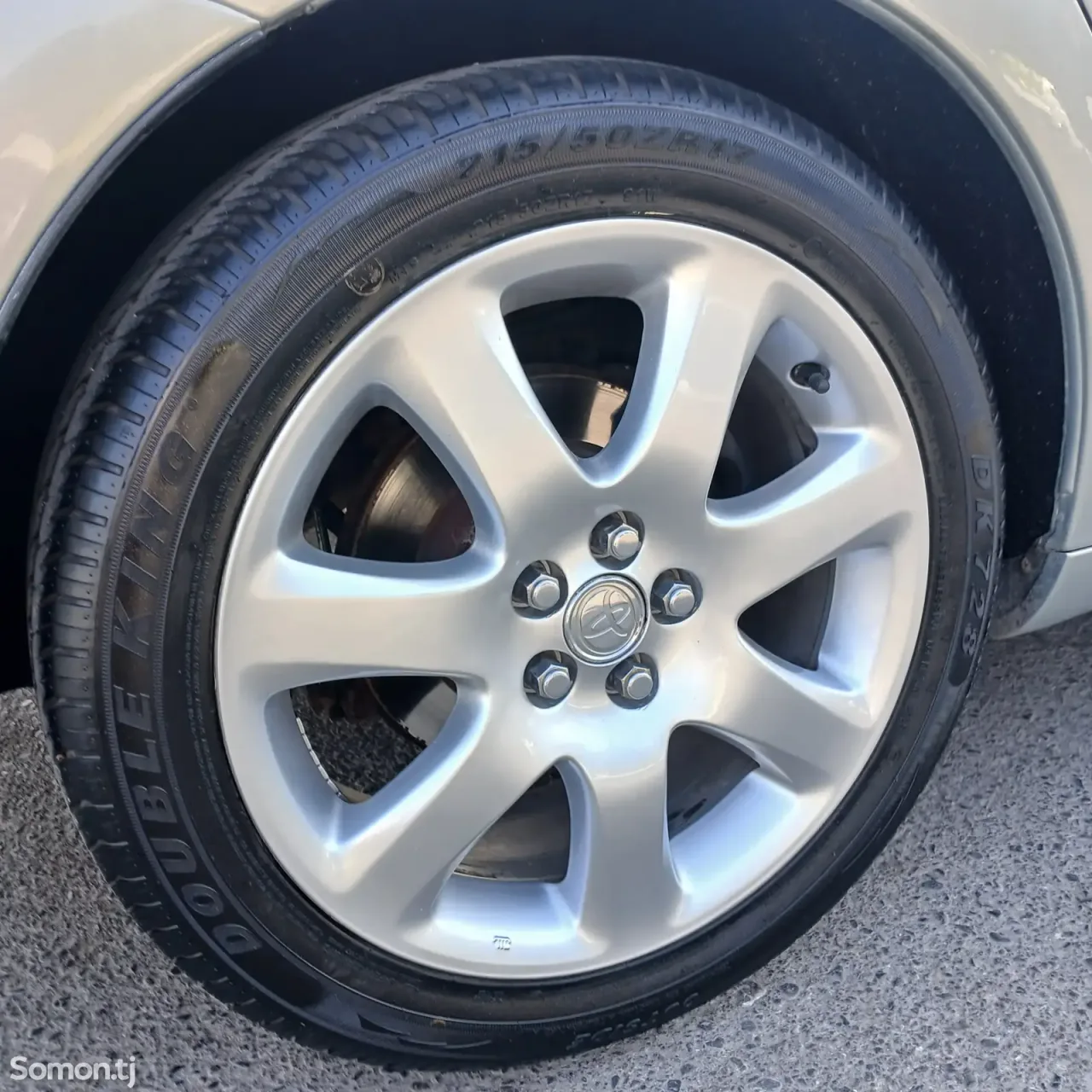 Toyota Avensis 2009 · 2.0 AT
