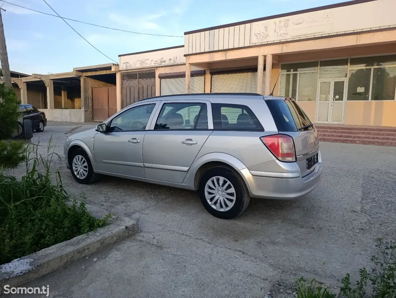 Opel Astra H 2008 · 1.6 MT