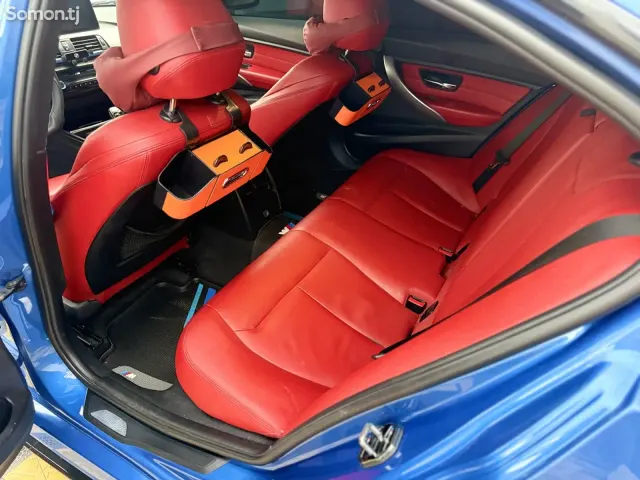 BMW 3 series 2014 · 2.0 AT