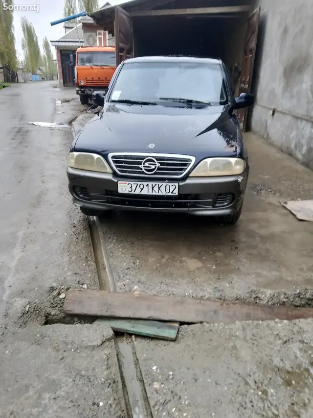 Ssang Yong Musso 2000 · 2.0 MT