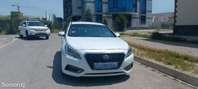 Hyundai Sonata 2016 · 2.0 AT