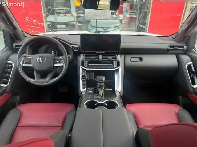 Toyota Land Cruiser 2026 · 3.5 AT