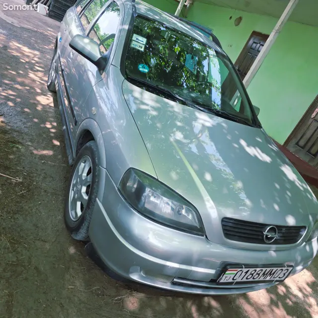 Opel Astra G 2003 · 1.6 MT