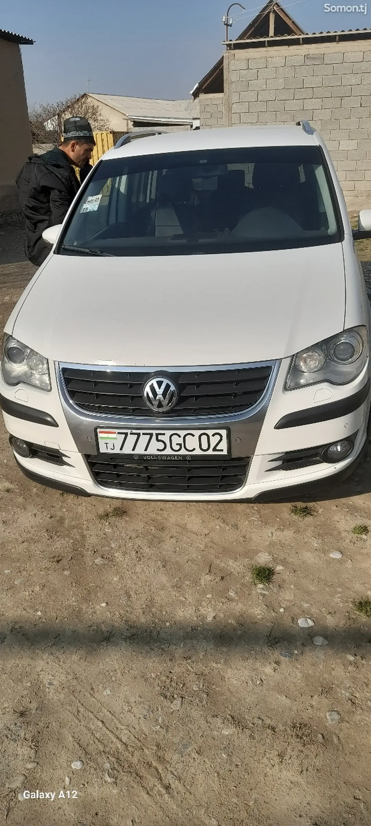 Volkswagen Touran 2009 · 1.4 AT