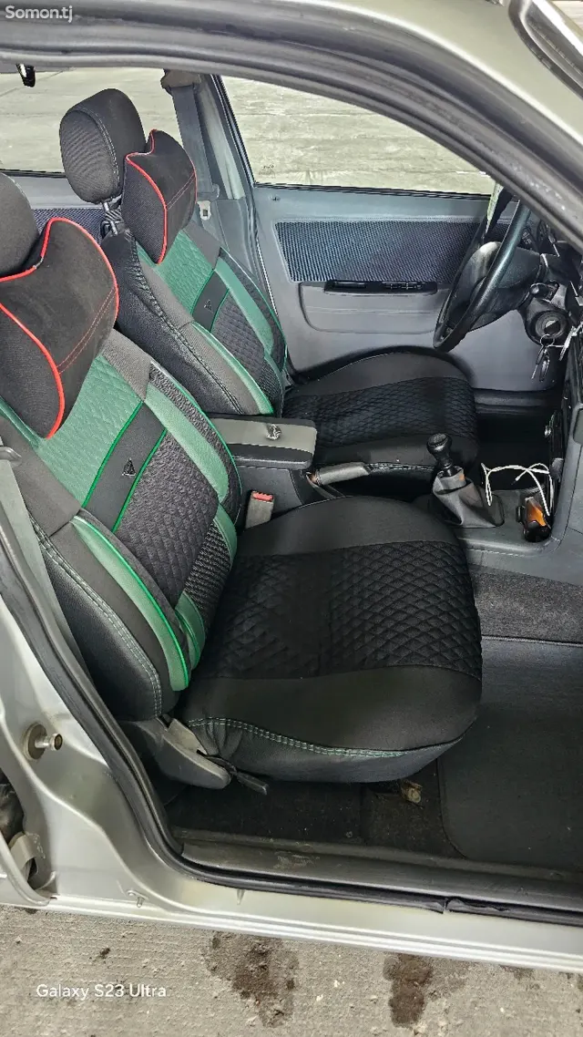 Daewoo Nexia 1996 · 1.6 MT