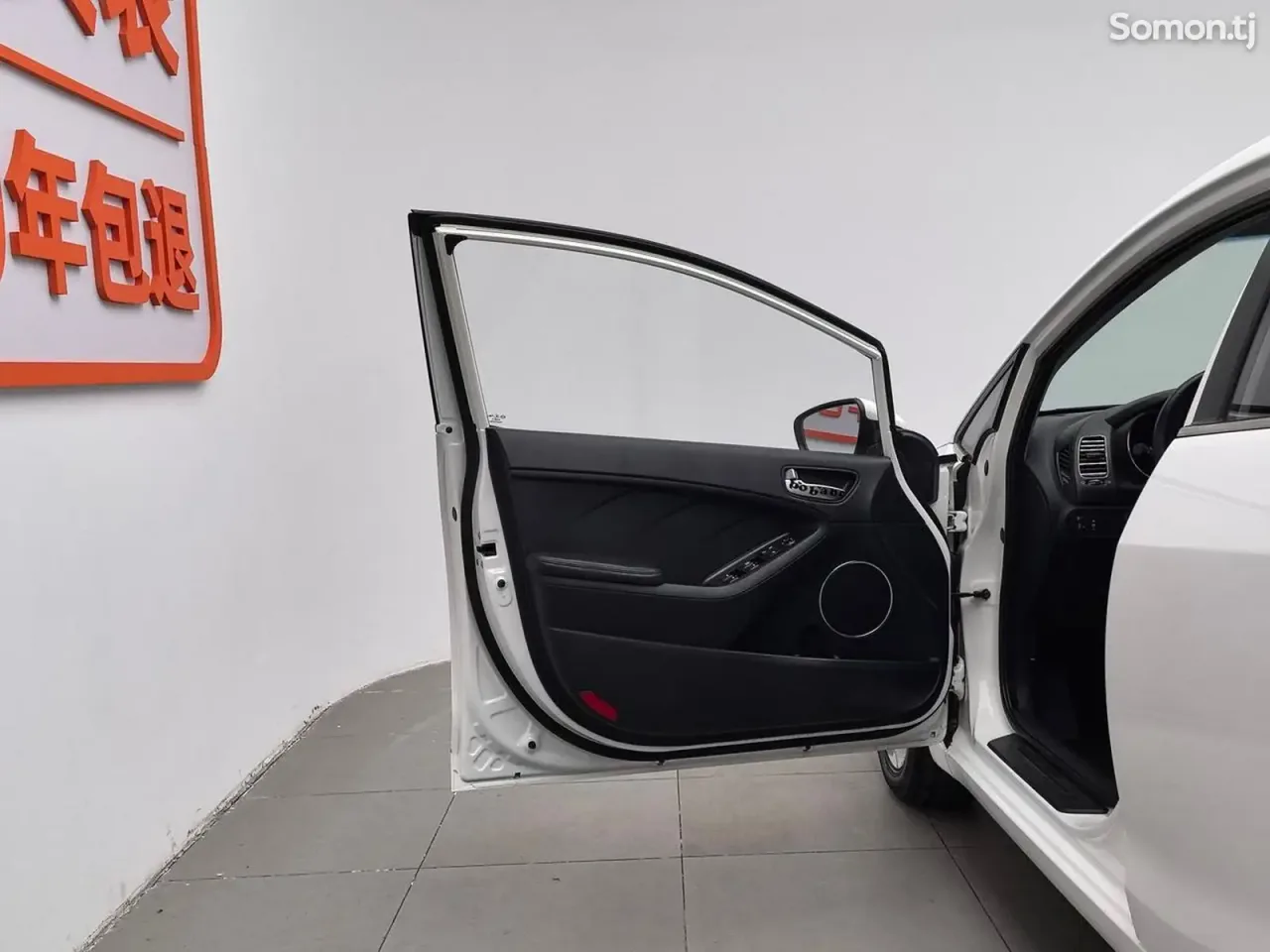 Kia K3 2016 · 1.6 MT