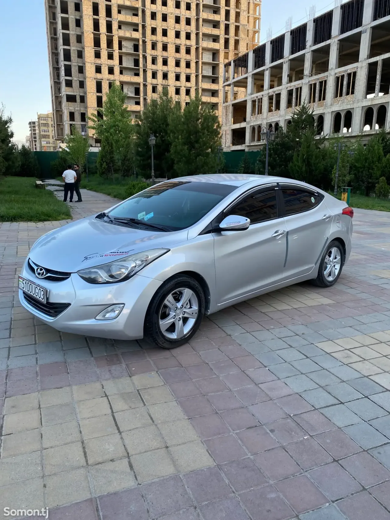 Hyundai Avante 2013 · 1.6 AT