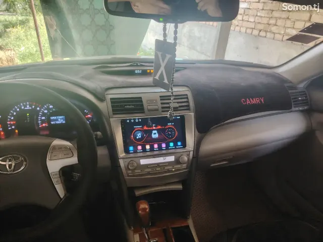 Toyota Camry 2011 · 3.5 AT