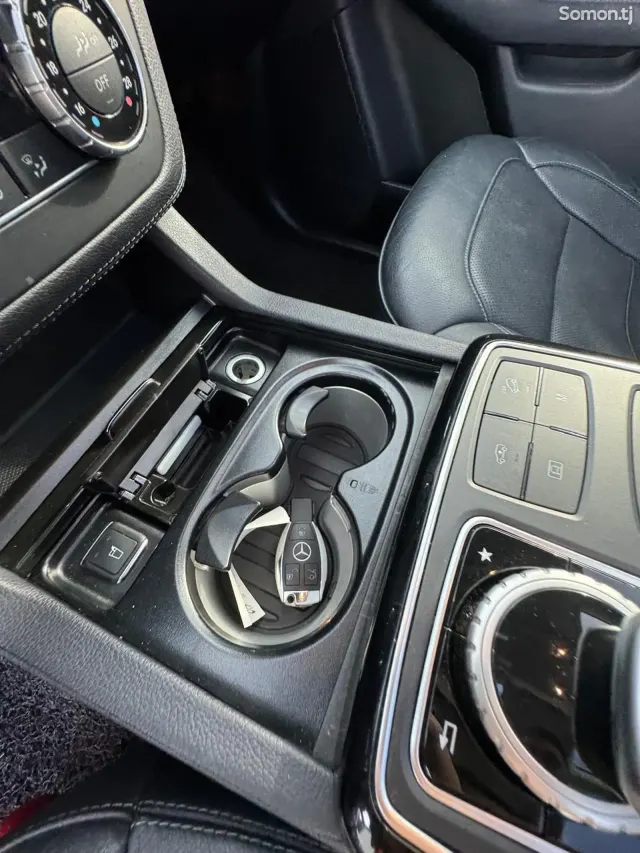 Mercedes-Benz GLS 2017 · 3.5 AT