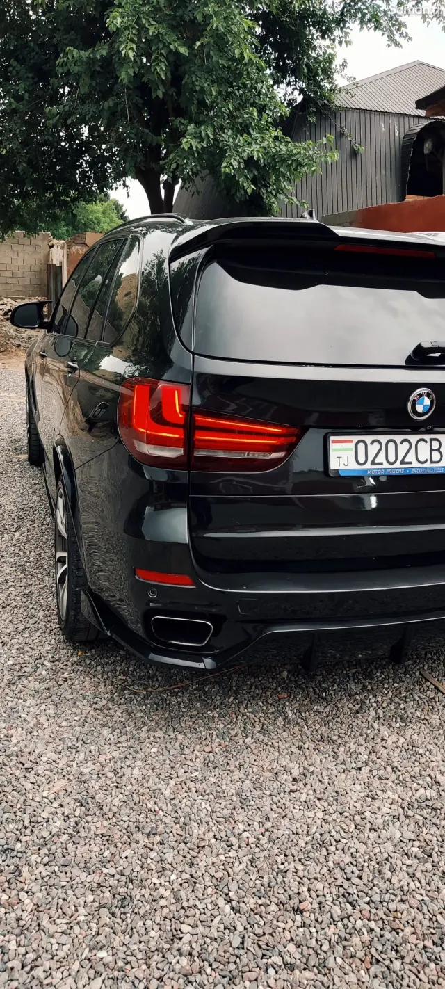 BMW X5 2015 · 3.0 AT