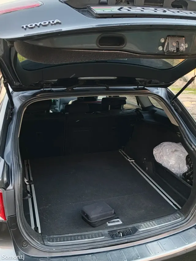 Toyota Avensis 2009 · 1.8 AT