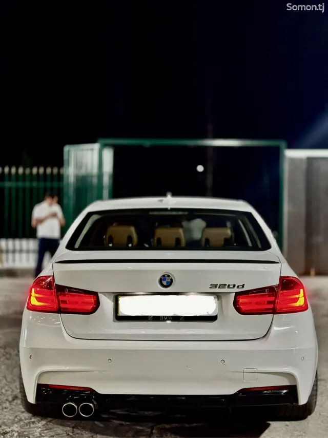 BMW 3 series 2013 · 2.0 AT