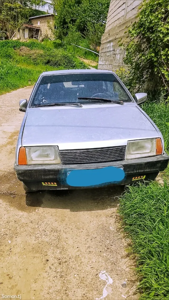 Lada (ВАЗ) 2109 2003 · 1.5 MT
