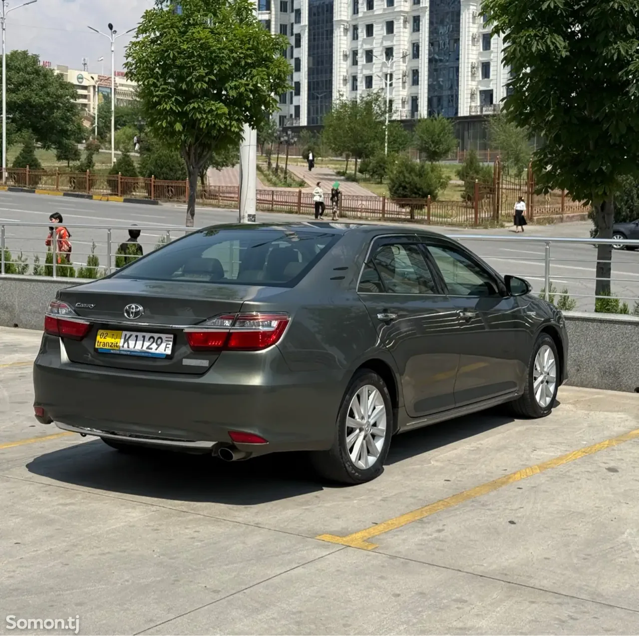 Toyota Camry 2014 · 2.5 AT