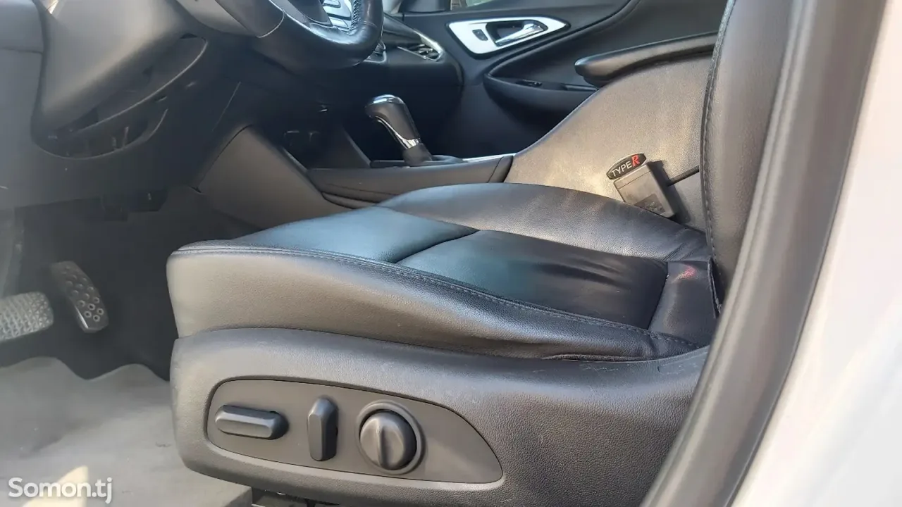 Chevrolet Malibu 2016 · 1.5 AT