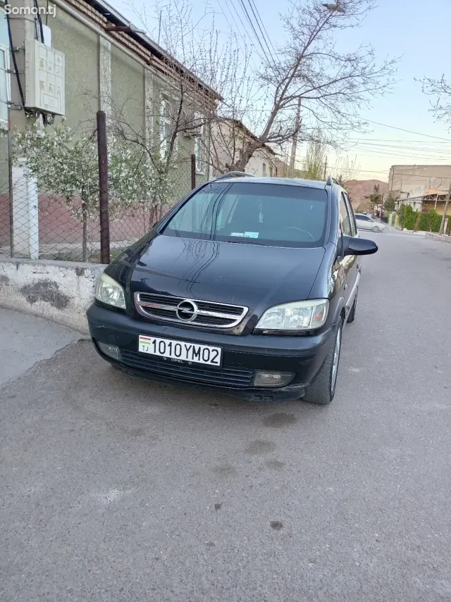 Opel Zafira 2000 · 1.8 AT