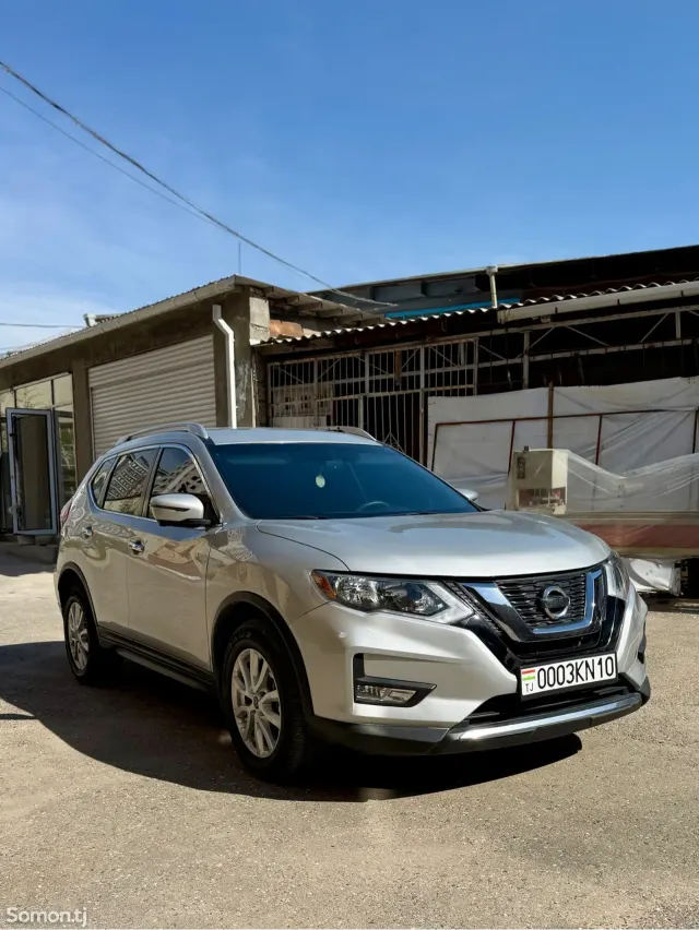 Nissan Rogue 2017 · 2.5 AT