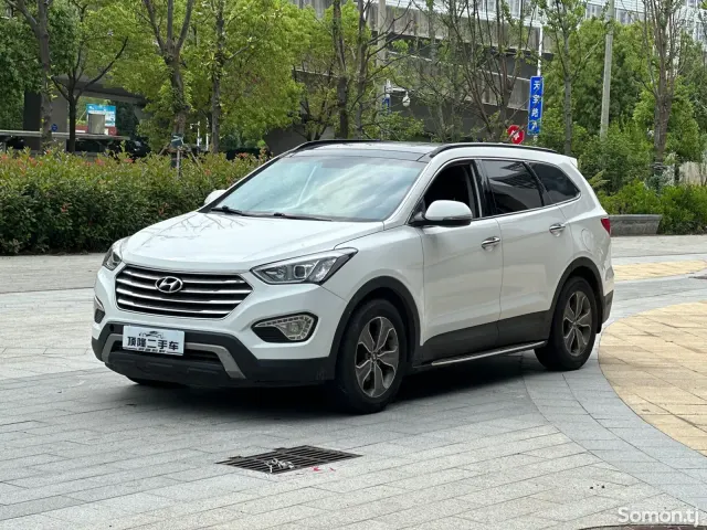 Hyundai Santa Fe 2014 · AT