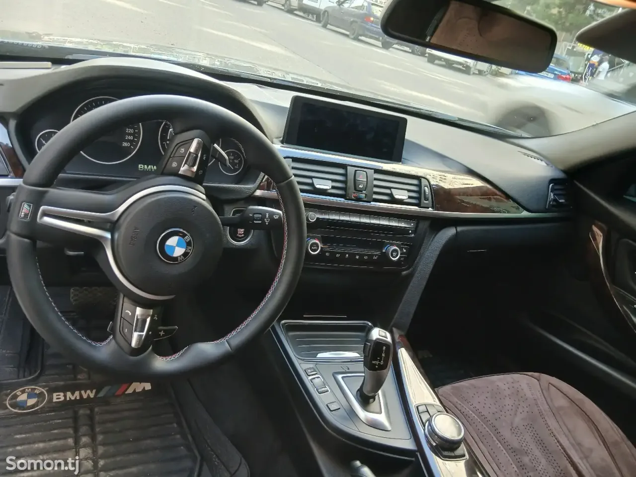 BMW 3 series 2014 · 2.0 AT