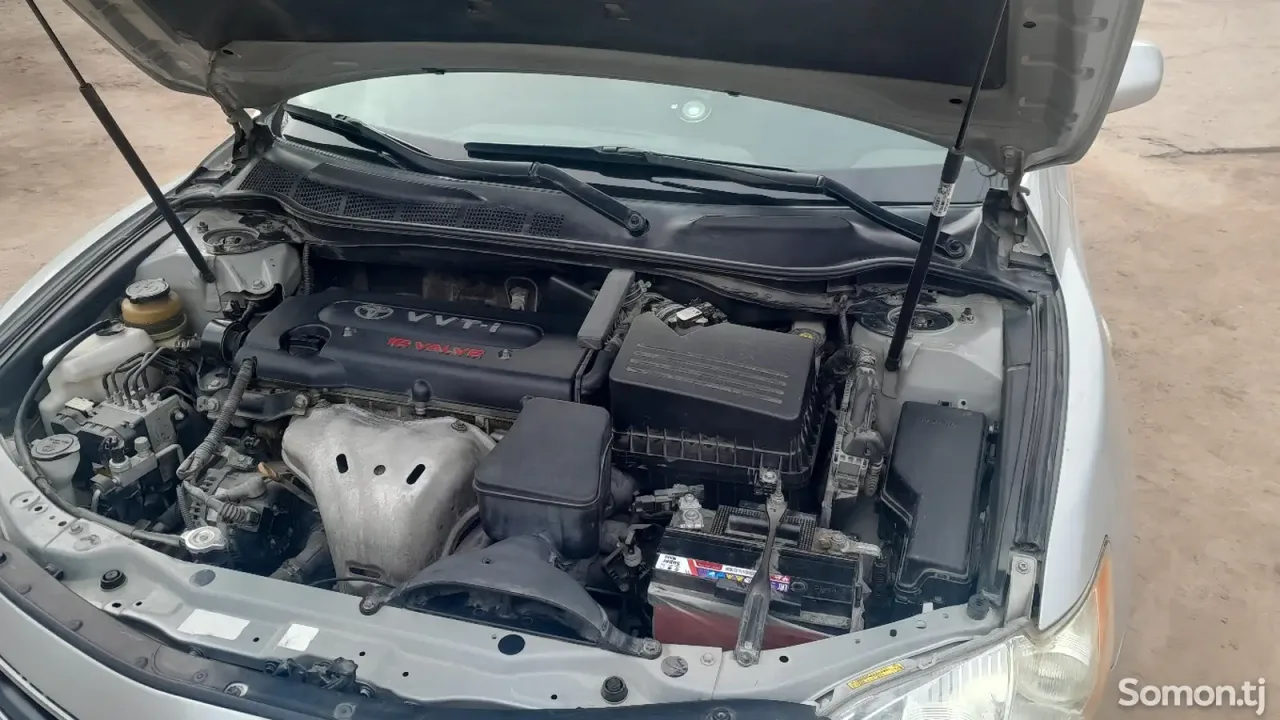 Toyota Camry 2008 · 2.4 AT