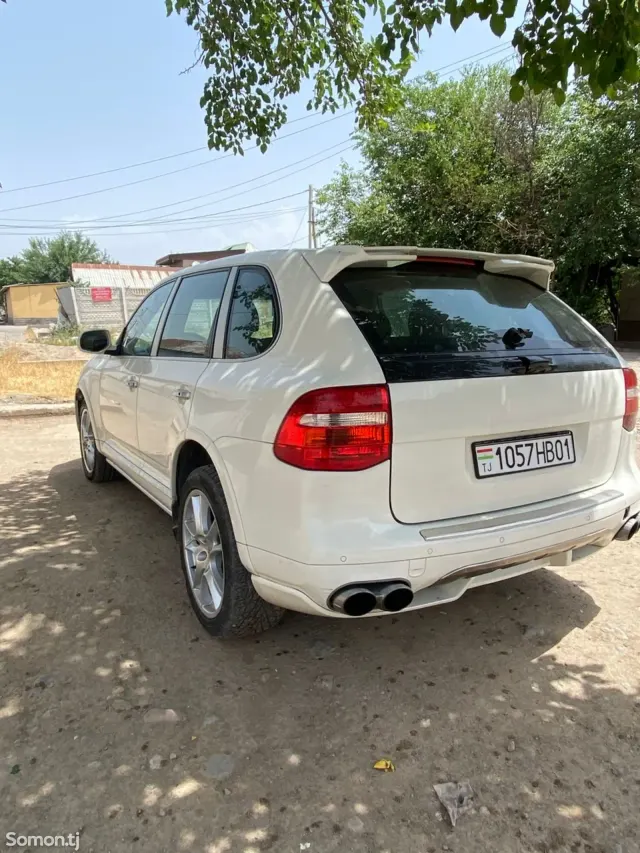 Porsche Cayenne 2010 · 4.8 AT