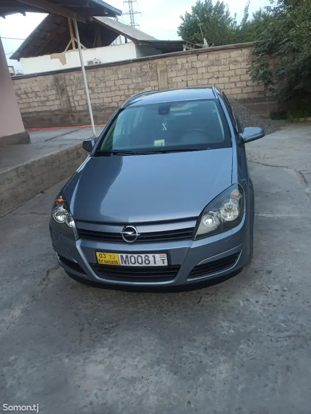 Opel Astra H 2006 · 1.8 MT