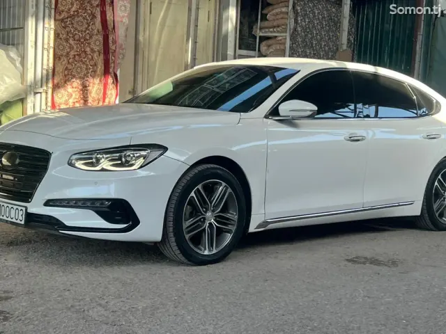 Hyundai Grandeur 2017 · 3.0 AT