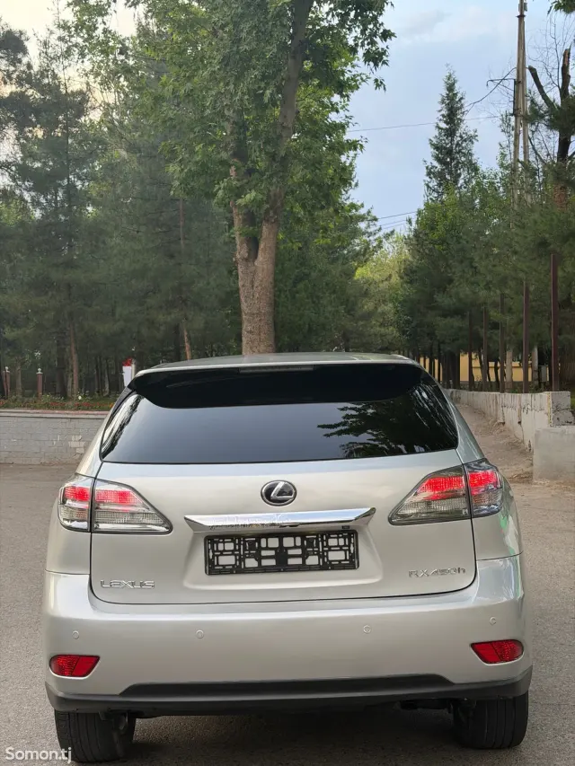 Lexus RX series 2011 · 4.5 AT