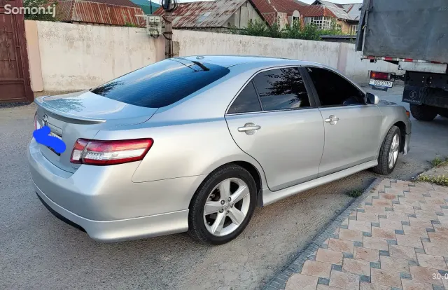 Toyota Camry 2010 · 2.5 AT