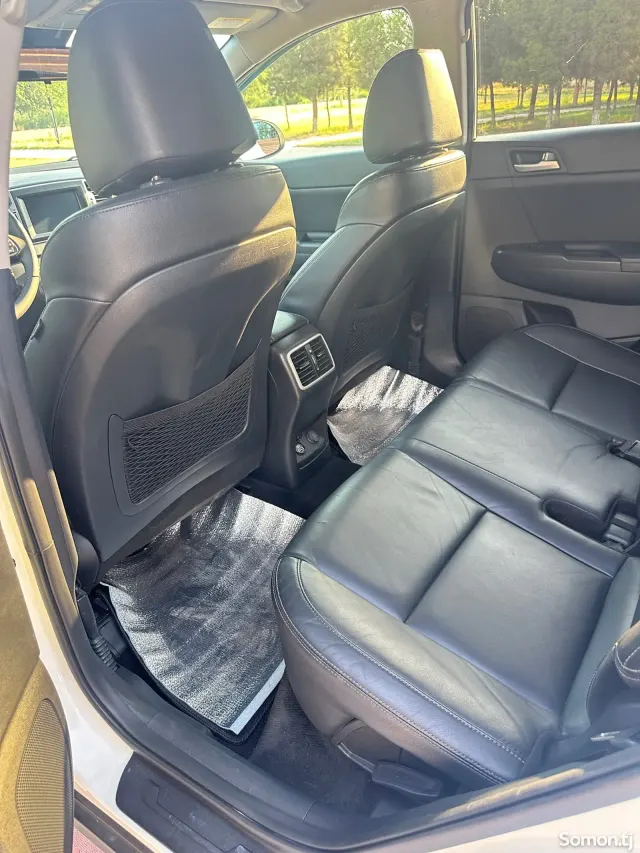 Kia Sportage 2017 · 2.4 AT